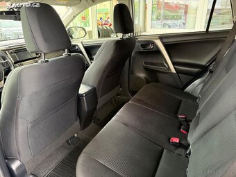 TOYOTA RAV 4 AUTOMAT 4x4 - 8