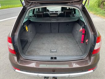 Škoda octavia iii scout Tdi nová STK - 8