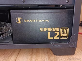 PC s W11 3,5GHz, 8GB RAM, 2TB HDD, 24'monitor - 8