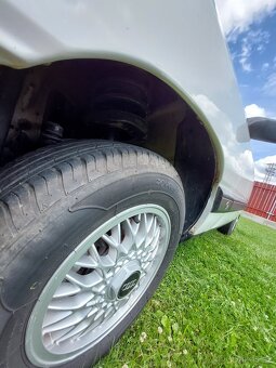 Audi 100 rok 1989  1.8 Automat - 8