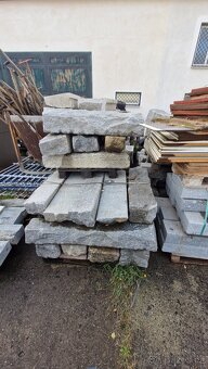 Žulové obruby a zápražáky (placáky) - 8