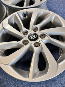5x114,3 R17 originál ALU disky Hyundai Tucson - TOP STAV - 8