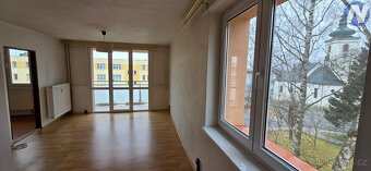 Pronájem bytu 2+1 51 m² + balkon, Volary - 8