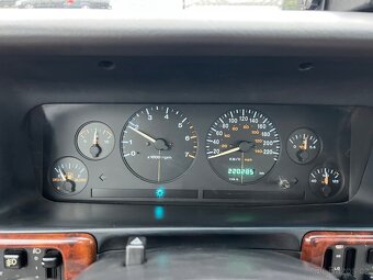 Jeep Grand Cherokee ZJ 5.9 V8 - 8