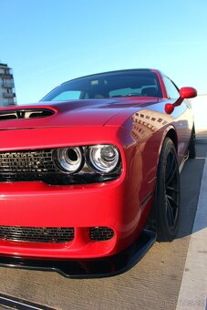 Dodge Challenger 5,7l V8 Hemi - 8