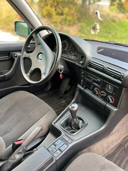BMW e34 525i bezvanos, VETERÁN, 100% bez koroze, 142tis km - 8