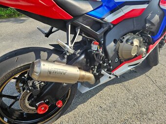 Honda CBR 1000 RR - 8