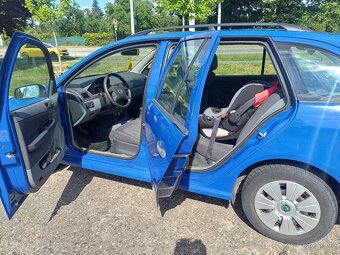 Škoda fabia 1.4mpi-50kw r.2002 combi stk platná - 8