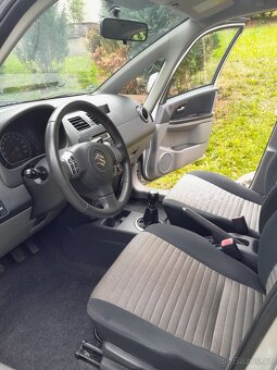 Suzuki SX4 4x4 1.6 79kW (benzin), 2009, najeto 133,700km - 8