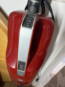 Tyčový vysavač Miele S 163 - 8