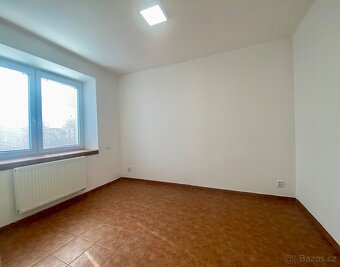 Pronájem bytu 2+kk ve Fryštáku v centru obce - 8