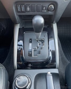 Předám Mitsubishi L200 2,4 DID. - 8