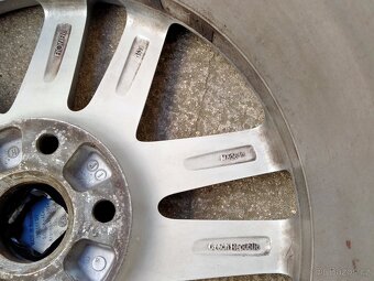 Alu kola originál Volkswagen, 7,5J x 17, 5x112, ET 47 - 8