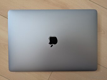 MacBook Air M1 13" / 16GB RAM / 256GB SSD - 8