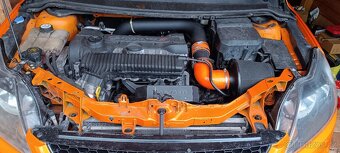 Ford Focus ST - 8