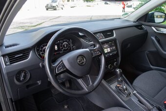 Škoda Octavia Combi 2.0 TDI SCR DSG ODPOČET DPH - 8