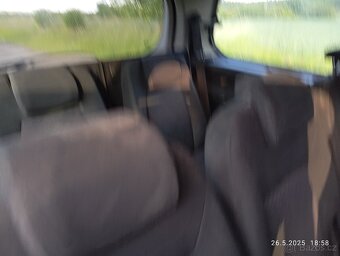 Ford Galaxy 2.0 i benzin - 8