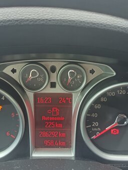Kuga - 8