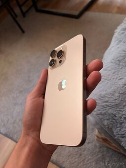 iPhone 16 pro Max pouštní Titan - 8