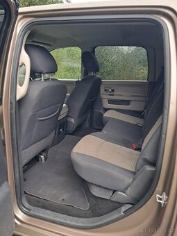 Prodám Dodge RAM 1500 HEMI 5,7 4x4 DPH - 8