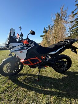 KTM Adventure 1090 R - 8