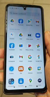 MOTO G2OO 5G DS 6.8" 8GB/128GB + 256GB SDXC + EXTRA BALENÍ - 8