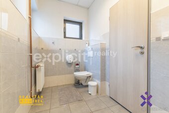 Pronájem obchodních prostor v centru města 142 m2 - Uherský  - 8