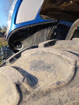 Traktor New Holland T7 270 - 8