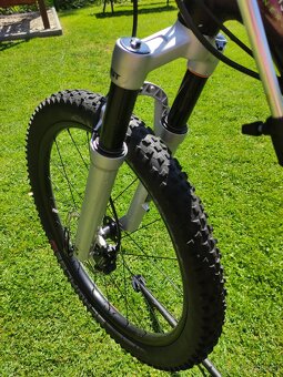 Woom OFF 5 Air 24" - 8