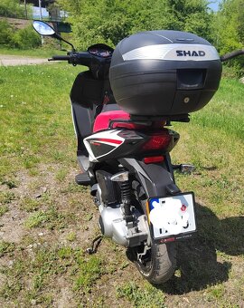 Aprilia sr 125motard - 8
