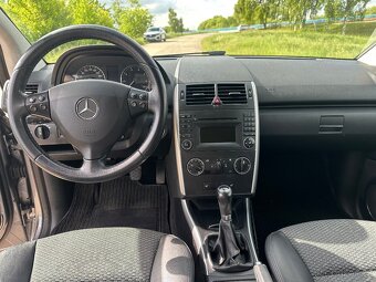 Mercedes-Benz A180 1,7i 85KW VYHŘÍVANÁ SEDADLA - 8
