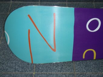 TOP DÍVČÍ SNOWBOARD BURTON FEATHER 152 CM+BURTON VÁZÁNÍ - 8