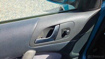 ŠKODA OCTAVIA 1,6 i Ambiente - 8