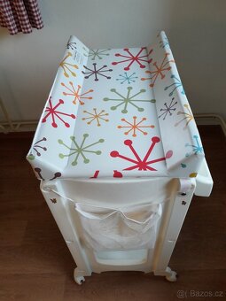 Ohrádka, přebalovací pult - 8