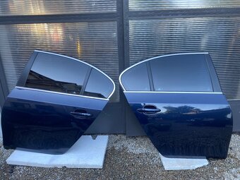 Náhradní díly z vozu BMW e60 2003 - 8