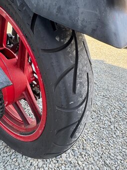 Kawasaki GPX 750r 74kW - 8