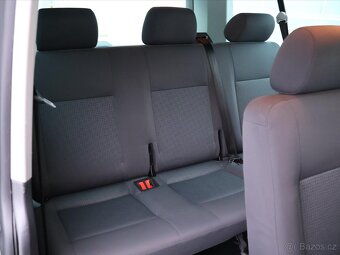 Volkswagen Caravelle 2,5 TDI 128kW Aut. Long 9-Míst (2007) - 8