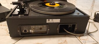 Gramofon se zesilovačem Dual P53 - 8