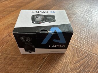 autokamera Lamax C4 - 8
