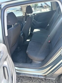 Vw passat b6 2.tdi 103 kW - 8