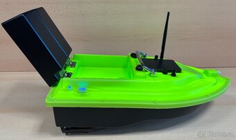 Zavážecí loďka s GPS, baterie 12000mAh - JEDNORUČNÍ OVLADAČ - 8