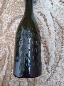 Pivni láhev KOMOTAU včetně patentniho uzávěru.Lékárnická láh - 8