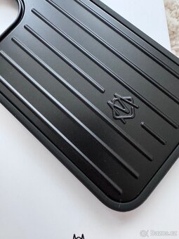 Rimowa kryt na Iphone 15Pro - 8