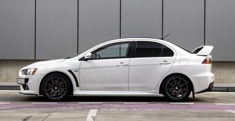 Mitsubishi Lancer EVO X 2.0 16V Turbo 4WD MIVEC GSR - 8