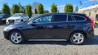 VOLVO V60 2012 T6 224 kW AWD 4x4 R-DESIGN,NAVI,PARK.KAMERA - 8