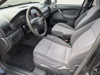 ŠKODA OCTAVIA I COMBI 2.0i 85kW AUTOMAT NOVÁ STK - 8