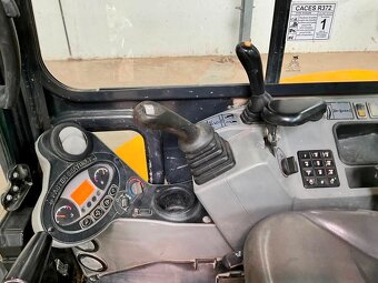 BAGR BOBCAT E 5046 - 8