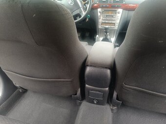 Toyota Avensis combi 2.2 D-4D 110kw - 8