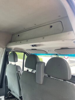 Ford Transit 9 míst - 8