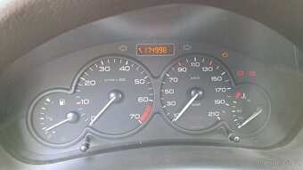 Peugeot 206 - 8